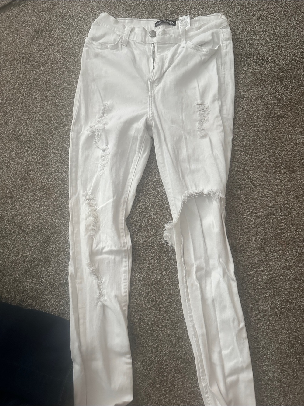 Fashion Nova White Ripped Skinny Jeans
